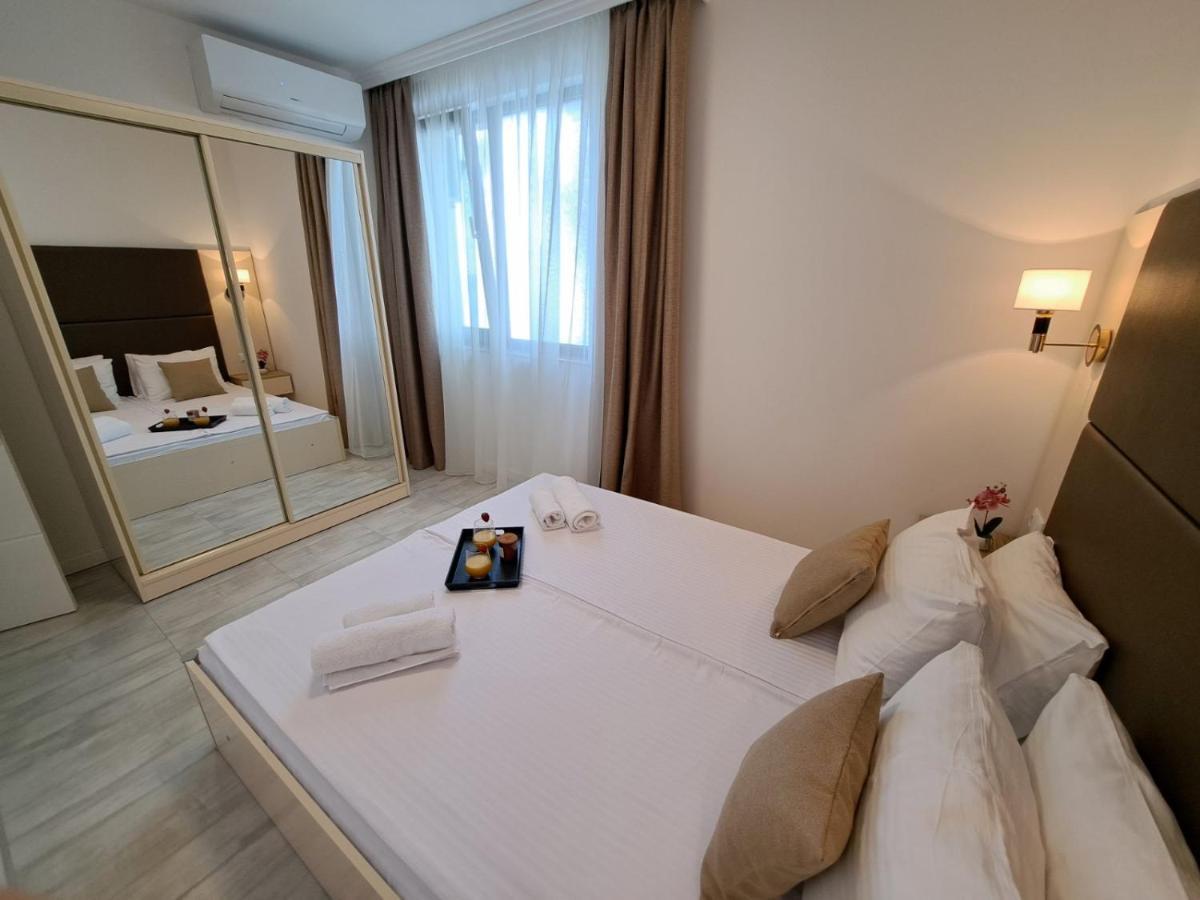 Onyx 2 Private Beach Apartment Sveti Vlas Exterior foto